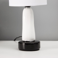 Настольная лампа с абажуром RISALUX &laquo;Сердце&raquo;, Е14, 40 Вт, белый/чёрный, фигурное основание, 13&times;13&times;29 см