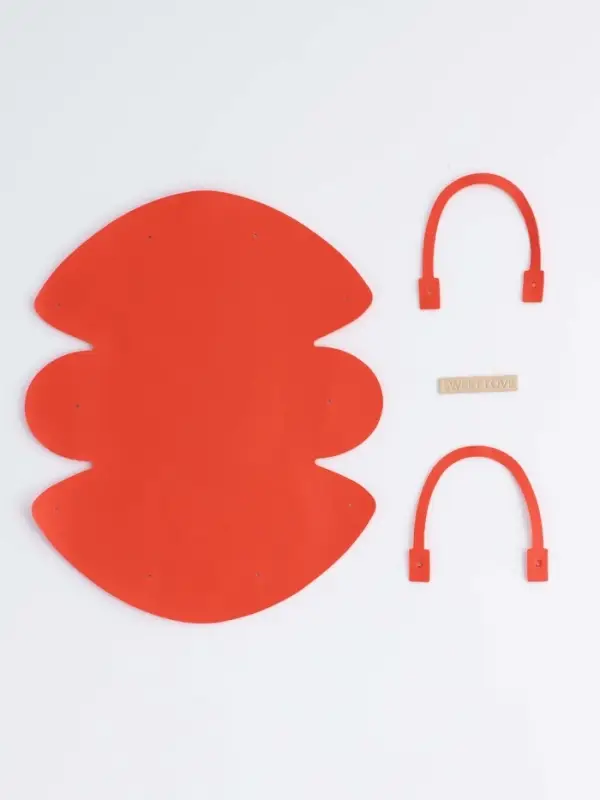 Кожанная подарочная сумочка 14 х 6,5 х 12,8 см оранжевая