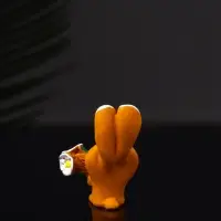 Фигура "Зайчик с цветами" 5х3х3.2 см