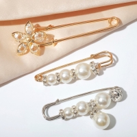 Набор булавок (3 шт.) &laquo;Жемчужины и цветы&raquo;, 7,5 см, цвет белый в золоте и серебре