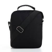 Сумка мужская на молниях, 3 наружных кармана, цвет чёрный Сумка мужская на молниях, 3 наружных кармана, цвет чёрный