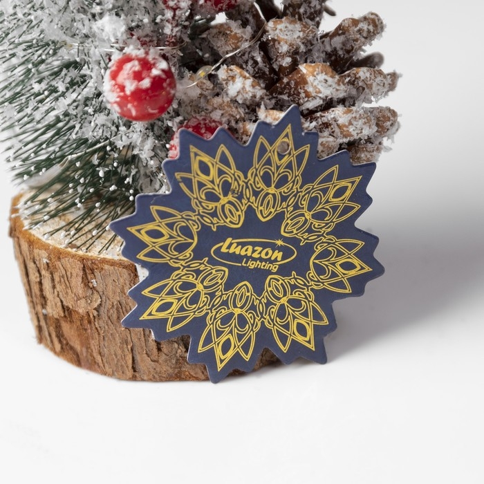 Светодиодная фигура &laquo;Ёлка с шишкой&raquo;, 8.2 &times; 29 &times; 8.2 см, пластик, батарейки CR2032х2 (в комплекте), свечение тёплое белое