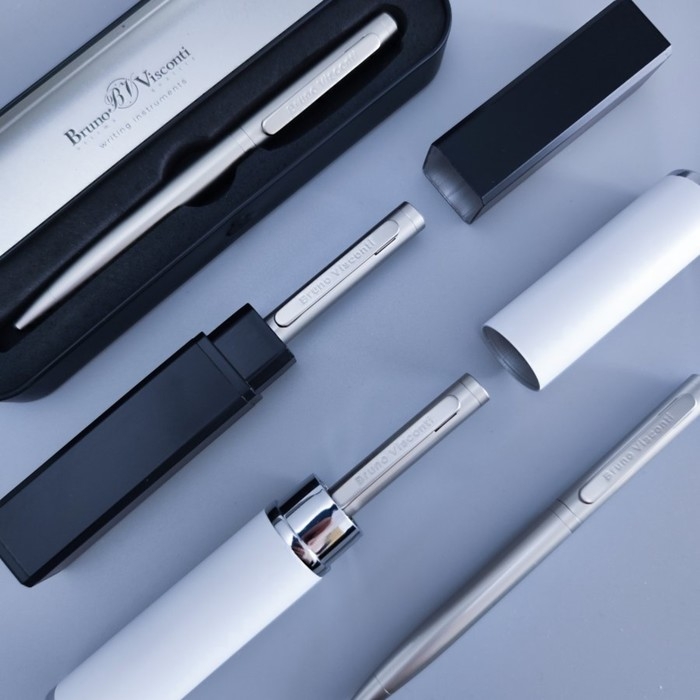 Ручка шариковая поворотная, 1.0 мм, BrunoVisconti FIRENZE, стержень синий, металлический корпус Soft Touch шампань, в тубусе