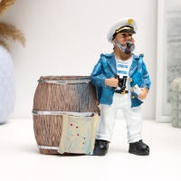 Карандашница "Капитан" 13*9*16см Карандашница "Капитан" 13*9*16см