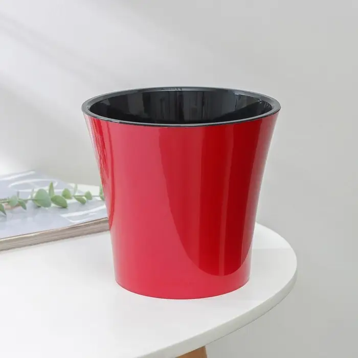 Кашпо для цветов со вставкой &laquo;Арте&raquo;, 2 л, цвет красно-чёрный