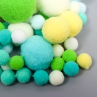 Декор для творчества "Помпончики. Зелень" d=1-3 см набор 135 шт Декор для творчества "Помпончики. Зелень" d=1-3 см набор 135 шт