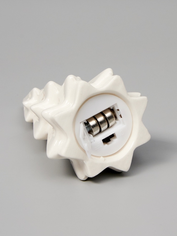 Светодиодная фигура "Елочка со звездами" 13х6.5х6.5, 1 LED, LR44x3(в компл.), Т/БЕЛЫЙ