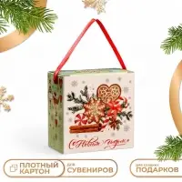 Подарочная коробка &laquo;Новогодний аромат&raquo;, 11&times;6&times;11 см