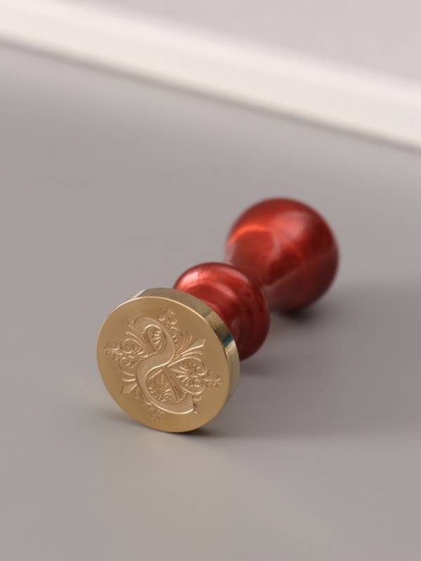 Печать для сургуча с пластиковой ручкой "Буква S на вензеле" 2,5х2,5х6,3 см