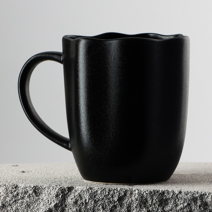 Кружка керамическая неровный край «Чёрная», 350 мл, цвет чёрный Кружка керамическая неровный край «Чёрная», 350 мл, цвет чёрный