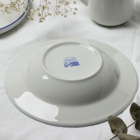 Тарелка плоская керамическая «Ласточка», 22.4 см, 300 мл, цвет белый Тарелка плоская керамическая «Ласточка», 22.4 см, 300 мл, цвет белый