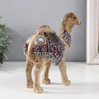 Сувенир полистоун "Пустынный верблюд с попоной" 16х7х16,7 см Сувенир полистоун "Пустынный верблюд с попоной" 16х7х16,7 см