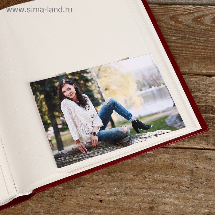 Фотоальбом Fotografia на 200 фото, 10x15 см., "Классика" красный