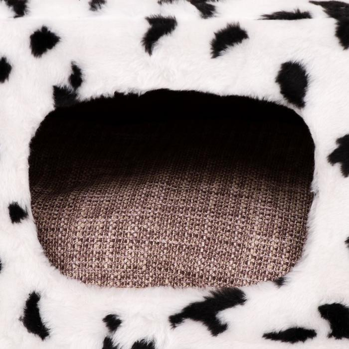 Домик для кошек с когтеточкой, с площадкой и полкой, 65 х 51 х 173 см, далматинец