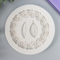 Молд силикон "Круг из роз и листики" 3 предмета 8,5х8,5х0,5 см