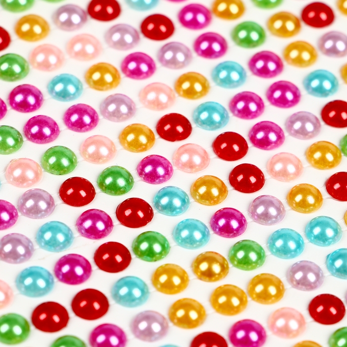 Аппликация жемчужными полубусинами &laquo;Прекрасный павлин&raquo;