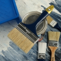 Кисть плоская ТУНДРА, натуральная щетина, пластиковая рукоятка, 4", 100 мм