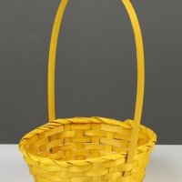 Корзина плетёная, 20&times;20&times;9 см, ручка h=25 см, бамбук, желтая