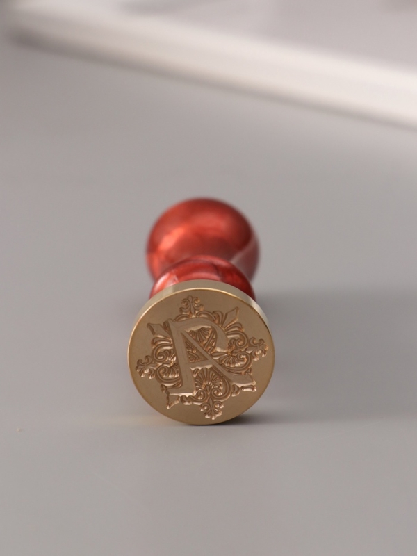Печать для сургуча с пластиковой ручкой "Буква А на вензеле" 2,5х2,5х6,3 см