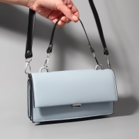 Ручка для сумки из натуральной кожи, с карабинами, 30 &plusmn; 2 см &times; 1,2 см, цвет чёрный/серебряный