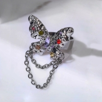 Кольцо &laquo;Бабочка&raquo; с цепочкой, цветное в серебре, безразмерное