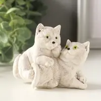 Статуэкта "Пара кошечек" 9х7х5 см, серо-коричневый