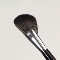 Кисть д/макияжа д/контуринга 18см нейлон черный пакет QF