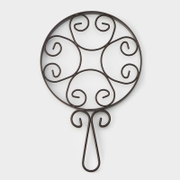 Подставка под горячее на ножках с ручкой Доляна &laquo;Сердца&raquo;, 25,5&times;16,3 см, цвет коричневый