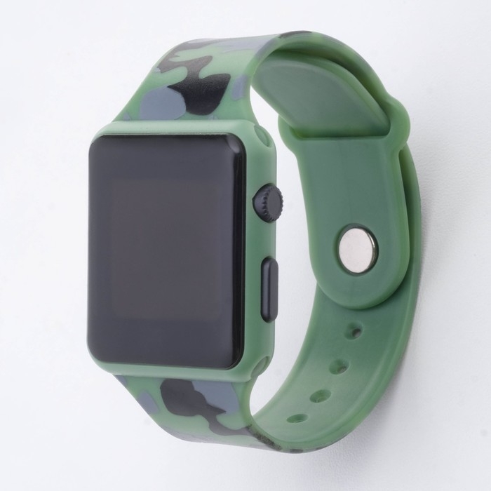 Часы наручные электронные  с камуфляжным, силиконовым ремешком