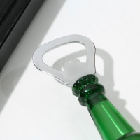 Магнит открывашка &laquo;Непобедимый. 23 февраля&raquo;, 4.3 х 14 х 4.3 см