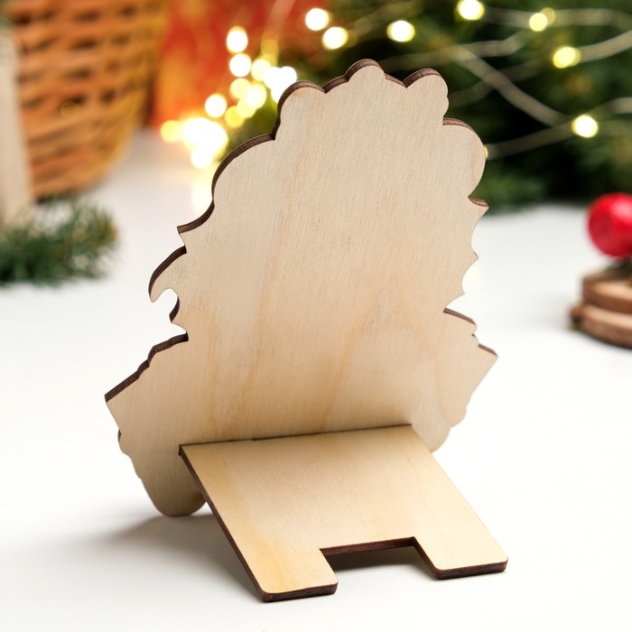 Подставка под телефон "Дракон с подарком", 136 х 107мм