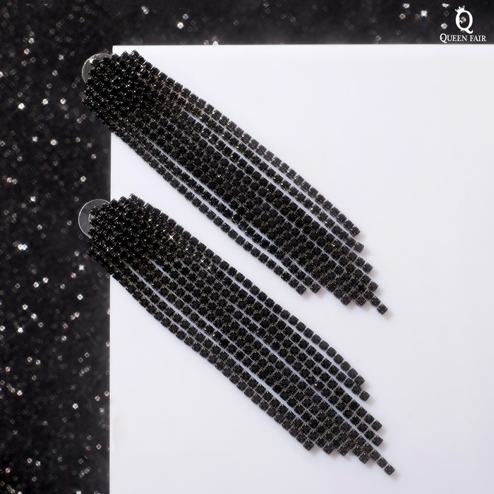 Серьги висячие со стразами &laquo;Водопад&raquo; домик, цвет чёрный в сером металле,10см