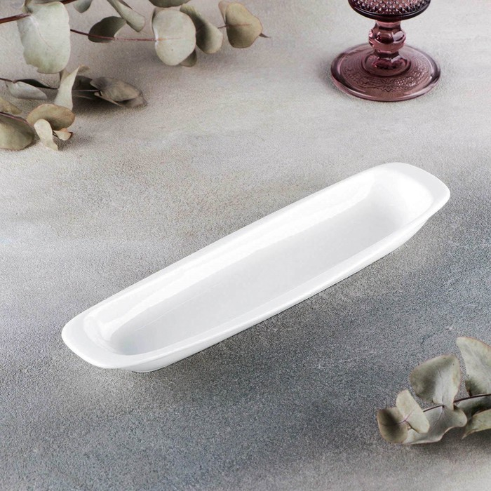 Блюдо фарфоровое Wilmax, 28&times;7,5 см, цвет белый