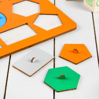 Рамки-вкладыши М.Монтессори &laquo;Геометрия&raquo;, МИКС