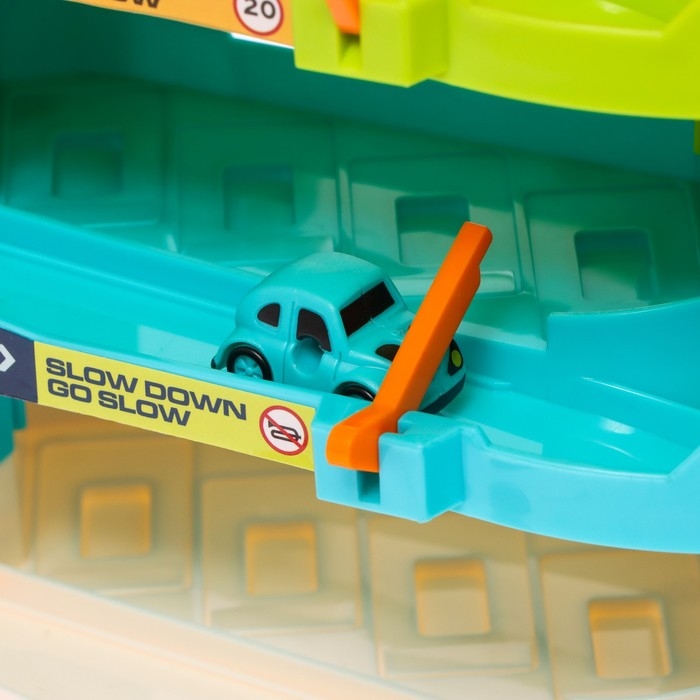 Парковка-автотрек &laquo;Город&raquo;, с 6 машинами, свет и звук, работает от батареек