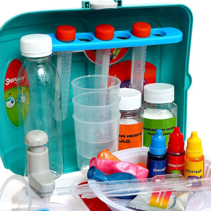 Набор для опытов &laquo;Моя первая лаборатория. Новый год&raquo;, стол 3 в 1, 60 опытов