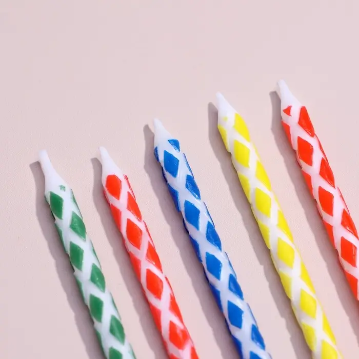 Свечи в торт &laquo;Ромбик&raquo; с подставкой, 14 см, 8 шт.