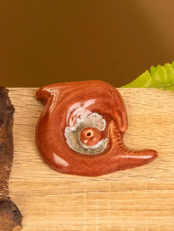 Подставка под благовония &laquo;Дельфин&raquo;, 7&times;8&times;1.5 см, керамика