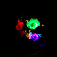 Секира с шестерёнками, световые и звуковые эффекты, вибрация лезвия, работает от батареек, 3+ Секира с шестерёнками, световые и звуковые эффекты, вибрация лезвия, работает от батареек, 3+