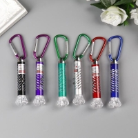 Фонарик+лазер на карабине 4 режима "Чёрточки" МИКС 8х1,9х1,9 см Фонарик+лазер на карабине 4 режима "Чёрточки" МИКС 8х1,9х1,9 см