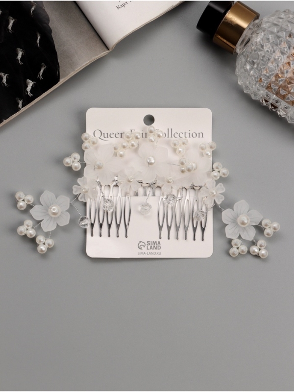 Гребень для волос "Эмилия" цветник бусинки, 13х6 см, белый