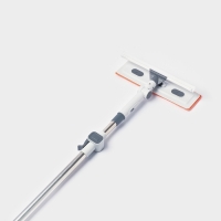 Оконная швабра с креплением на липучке 30х8 см, длина 103-145 см, 2 насадки, 45+180 поворот   107959