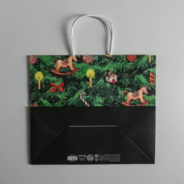 Пакет подарочный новогодний крафтовый &laquo;Новогодняя ёлочка&raquo;, 32 х 28 х 15 см