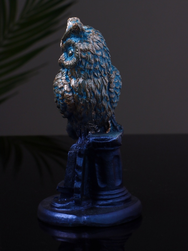 Статуэтка "Филин на пьедестале" 7х6х13  см, цвет серо-голубой
