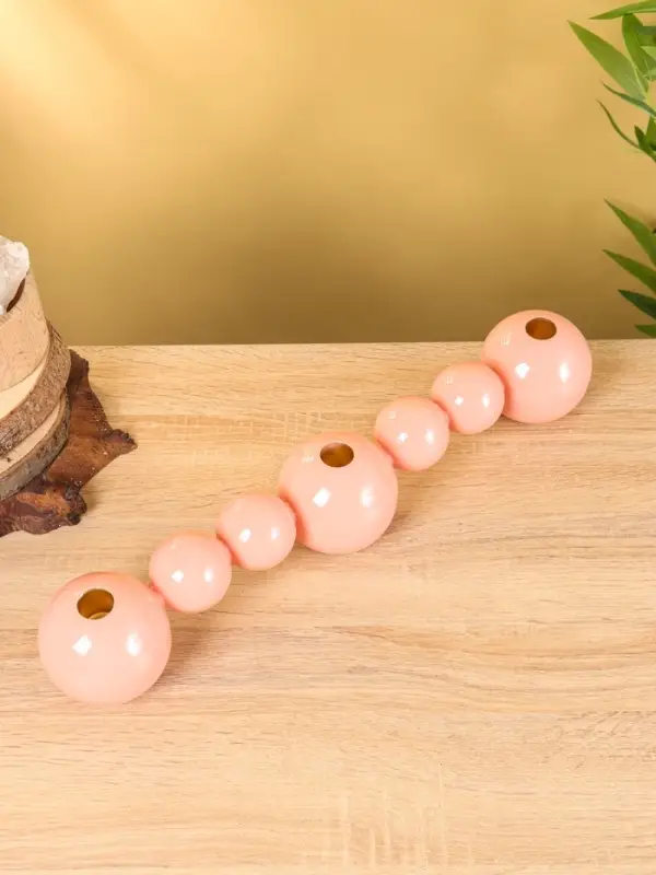 Подсвечник на 3 свечи &laquo;Бусы&raquo;, с 7 сферами, 44&times;8&times;8 см, пудровый