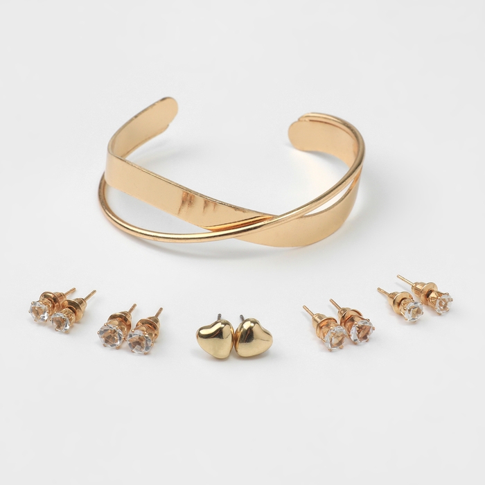 Набор 6 предметов: 5 пар серьги,1 браслет &laquo;Сердце&raquo;, цвет белый в золоте