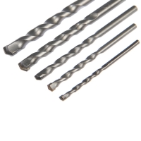 Набор сверл по бетону ТУНДРА, цилиндрический хвостовик, 4-5-6-8-10 мм, 5 шт. Набор сверл по бетону ТУНДРА, цилиндрический хвостовик, 4-5-6-8-10 мм, 5 шт.
