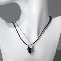 Кулоны &laquo;Неразлучники&raquo; на магните, половинки сердца, цвет чёрно-серебряный, 48 см