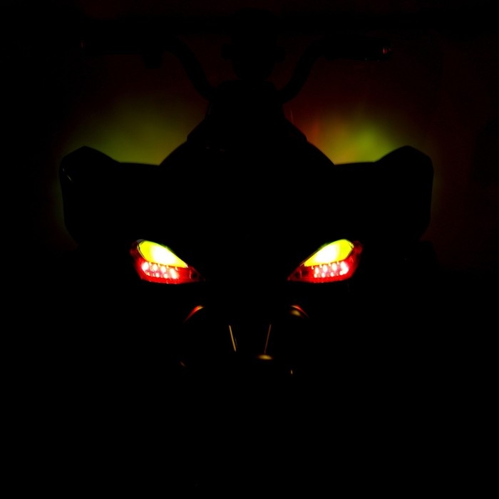 Электромобиль &laquo;Квадроцикл&raquo;, 2 мотора, цвет чёрный карбон