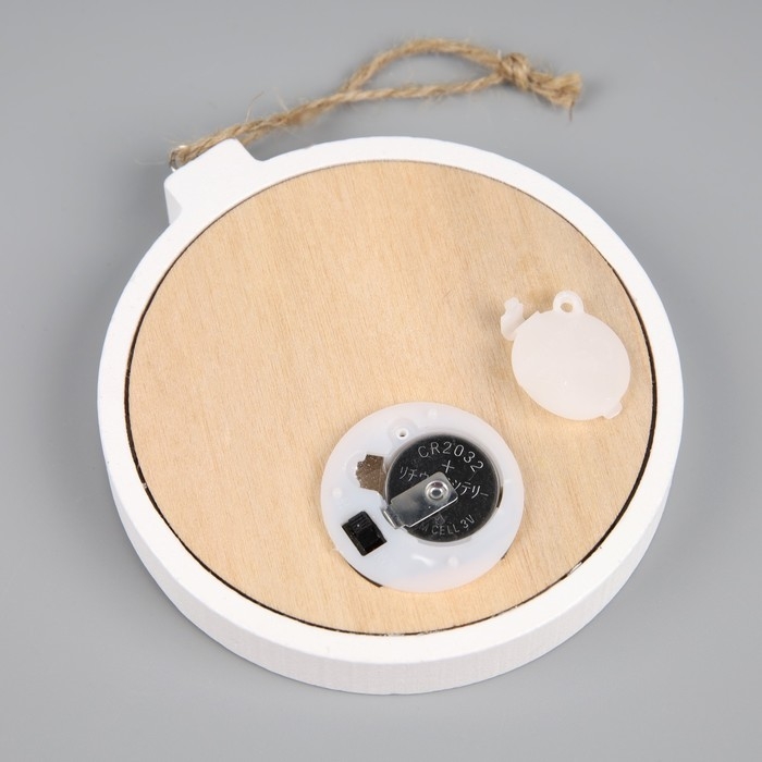 Ёлочная игрушка &laquo;Снеговики в лесу&raquo;, от батареек, свечение тёплое белое